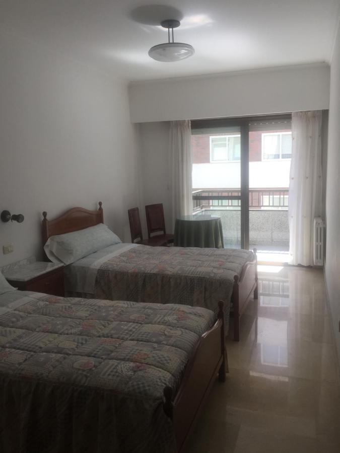 Residencia Universidad Ourense Eksteriør bilde